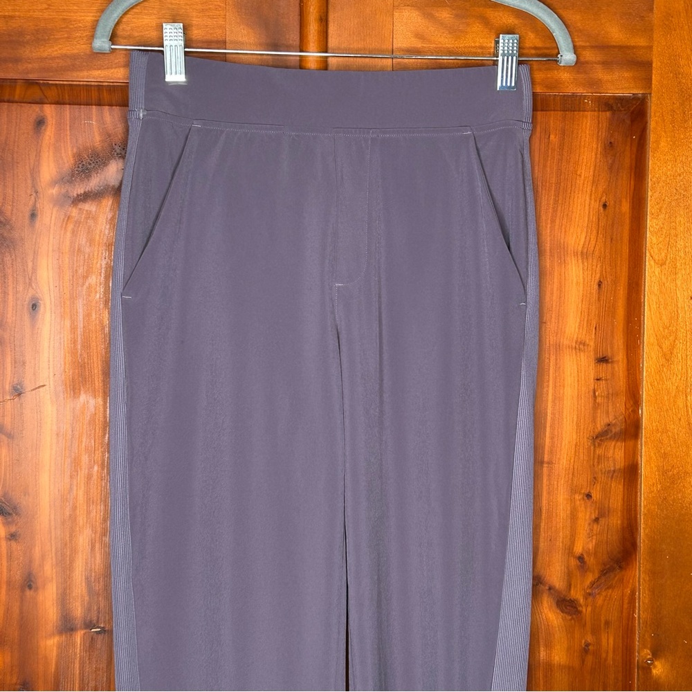 Athleta Brooklyn Ankle Pant Comfy Travel Women’s SZ 2 Athleisure Sustainable - Picture 7 of 17